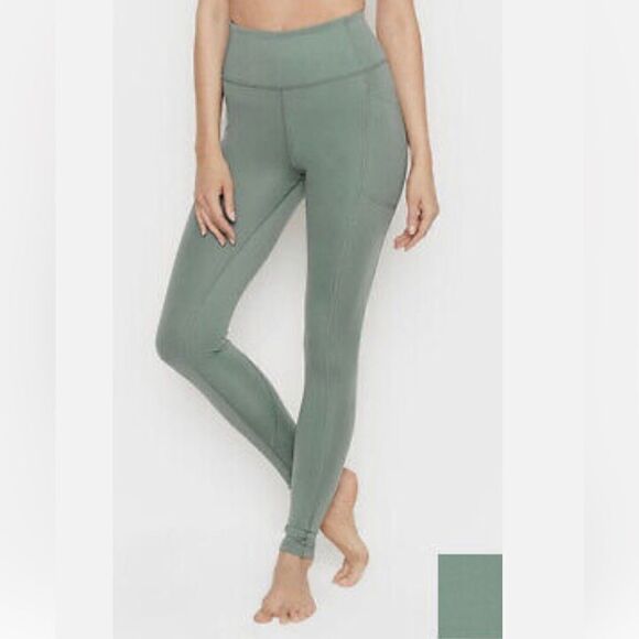 Victoria’s Secret Incredible Essential Legging Size 8 Long Sea Foam Green - Picture 1 of 5
